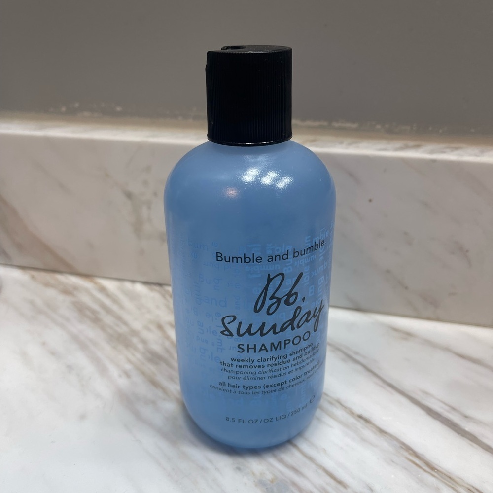 Bumble and bumble Sunday Shampoo in Light Blue